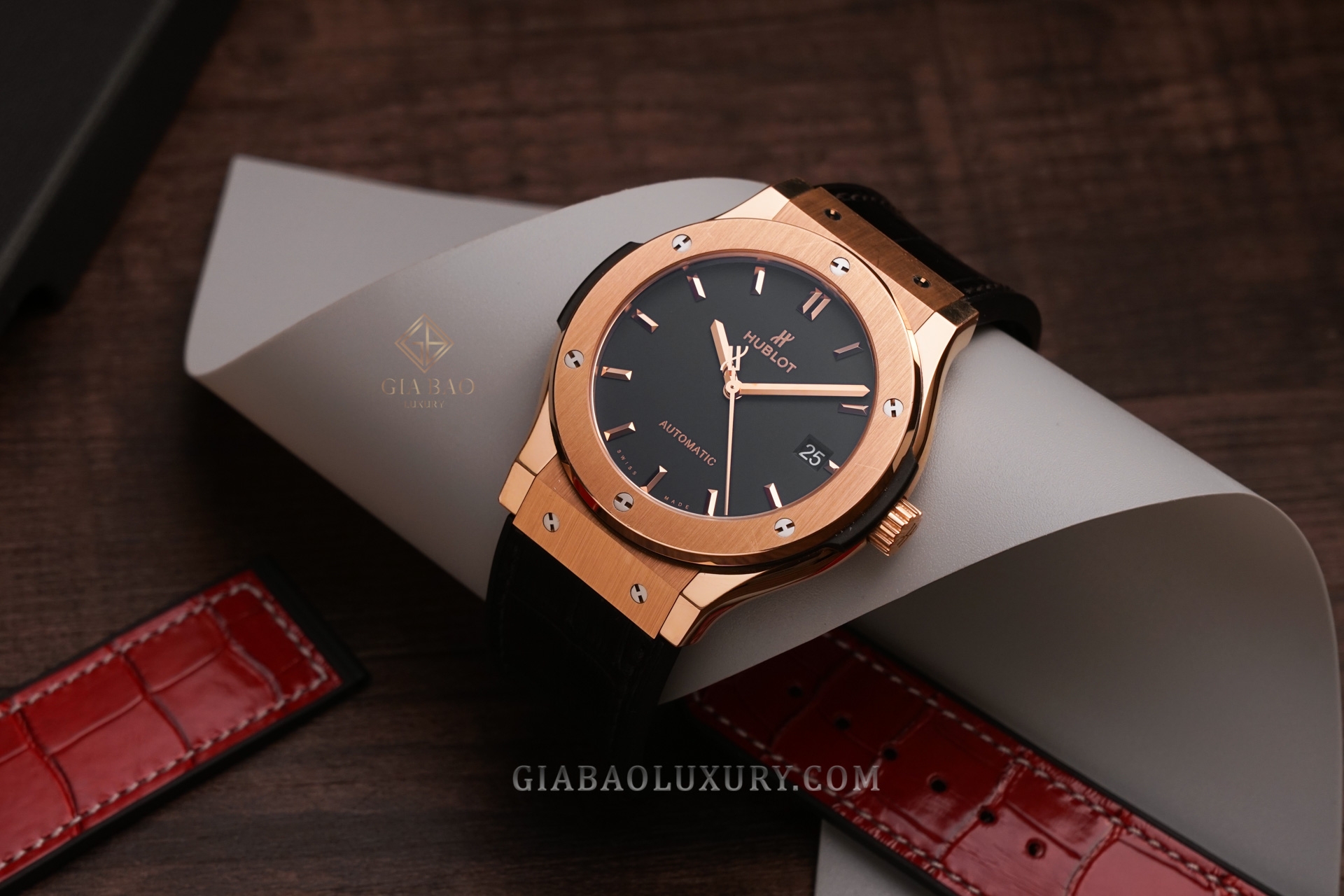 Đồng Hồ Hublot Classic Fusion 45mm 511.OX.1181.LR