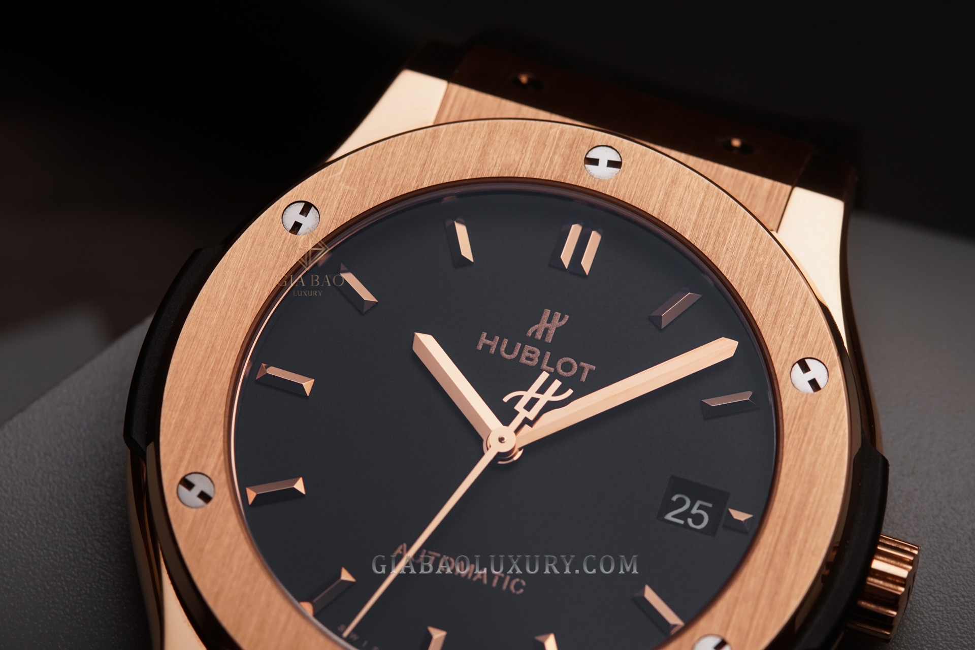 Đồng Hồ Hublot Classic Fusion 45mm 511.OX.1181.LR