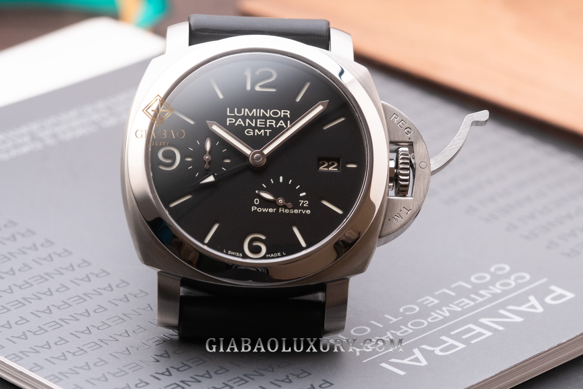 Panerai Luminor 1950 3Days GMT Power Reserve PAM00321 