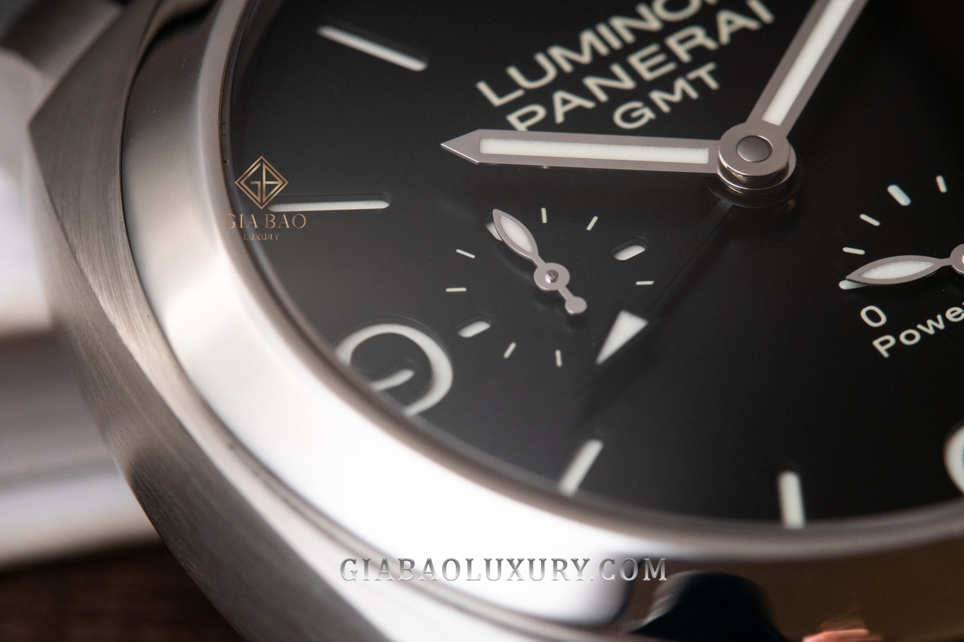 Panerai Luminor 1950 3Days GMT Power Reserve PAM00321 