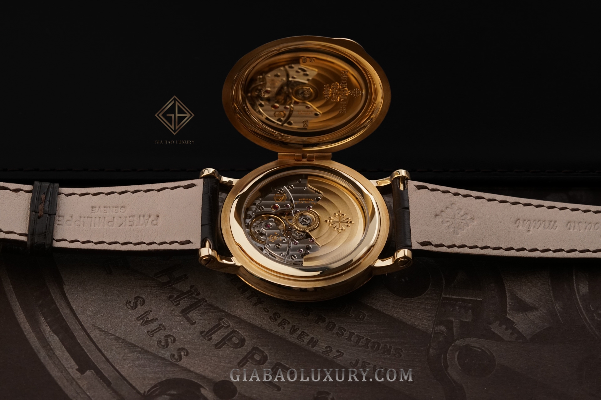 Đồng Hồ Patek Philippe Calatrava 5153J-001