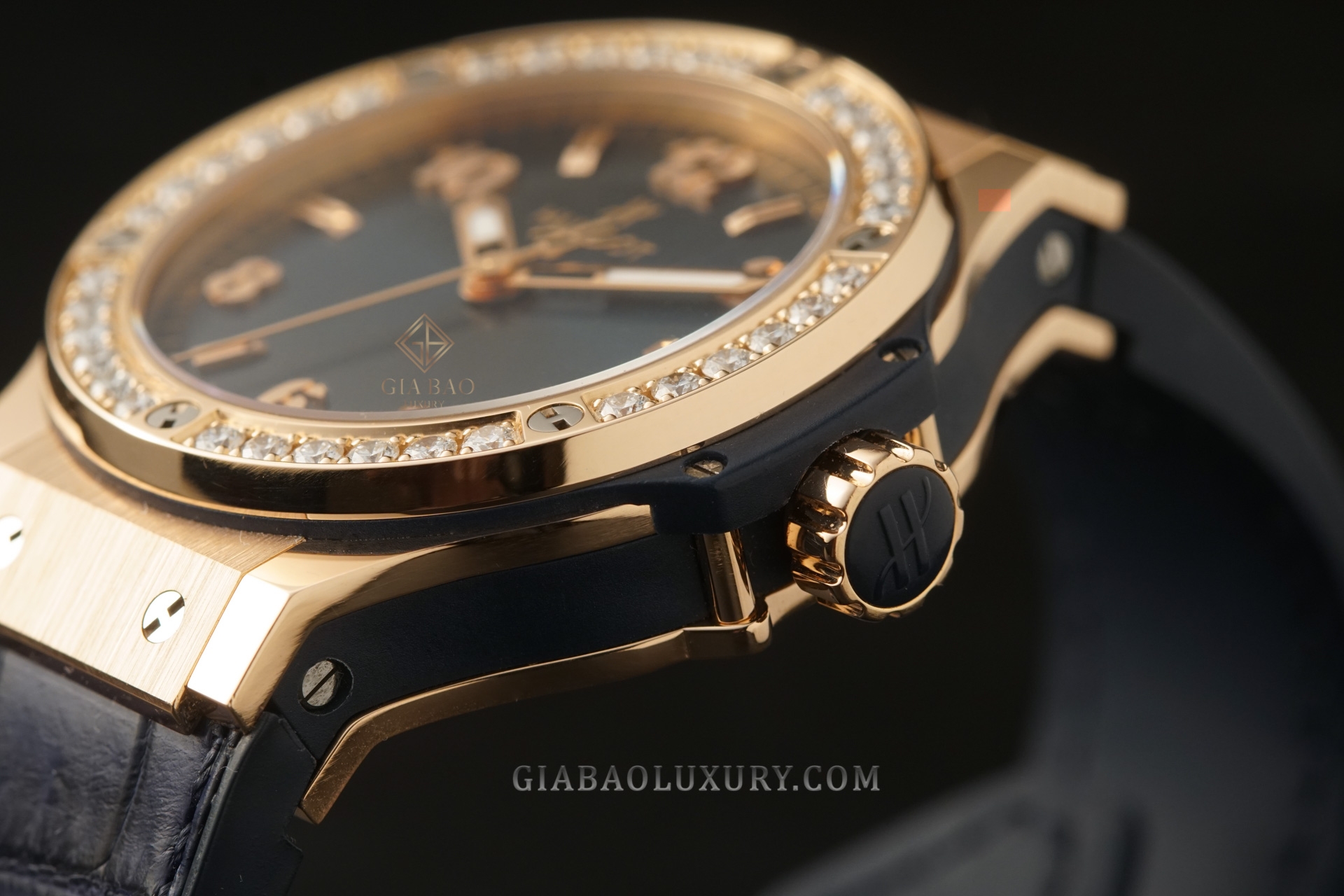 Review Đồng hồ Hublot Big Bang 38mm 361.PX.7180.LR.1204