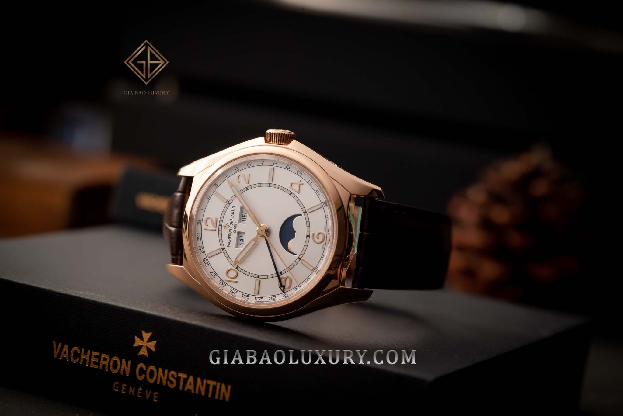 Review đồng hồ Vacheron Constantin FiftySix Complete Calendar 4000E/000R-B438