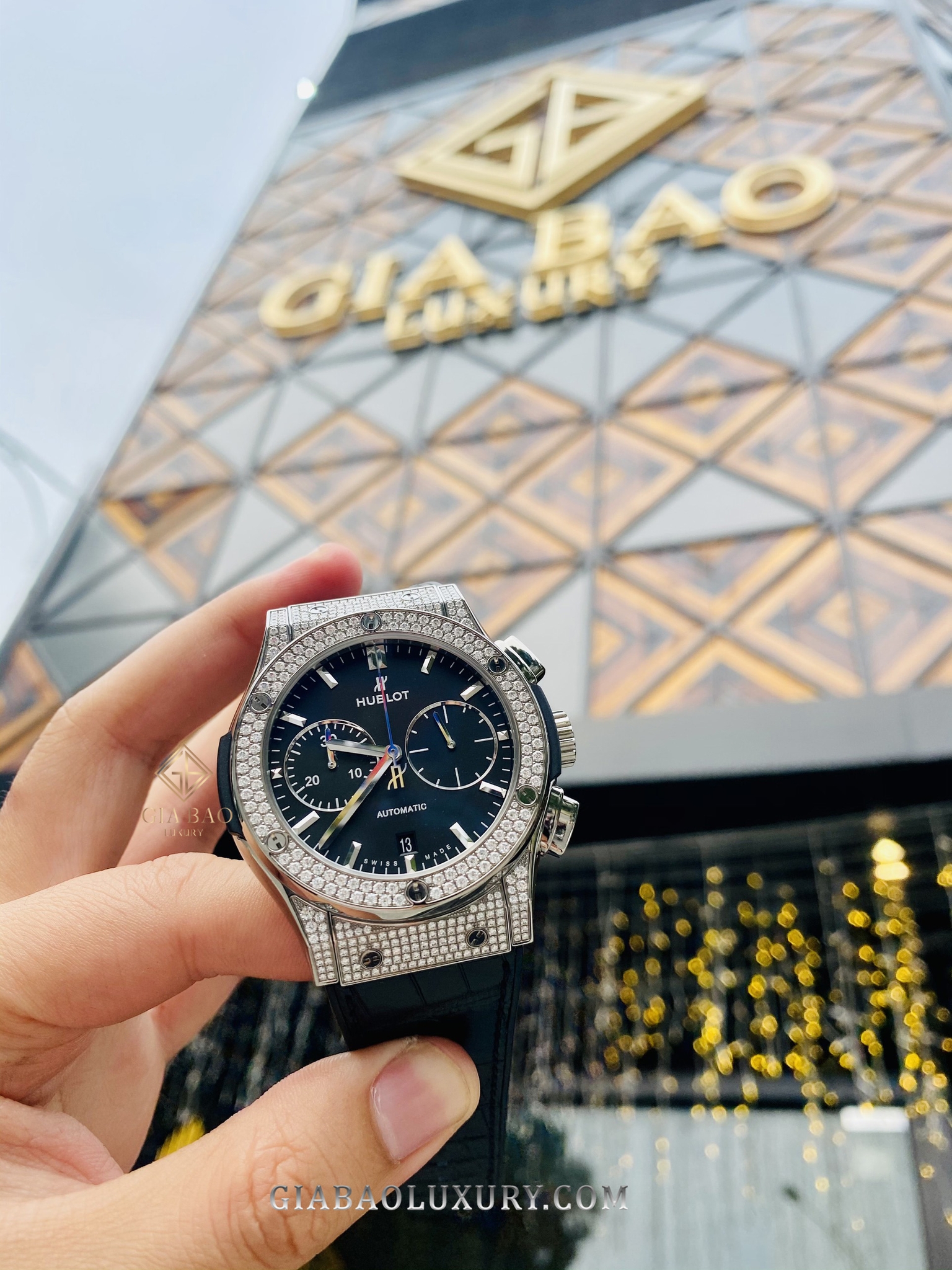 Đồng Hồ Hublot Classic Fusion 521.NX.1171.LR.1704