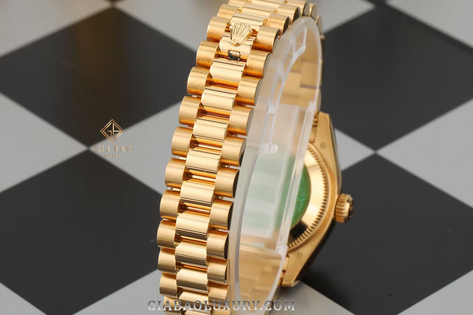 Đồng Hồ Rolex Lady Datejust 179238 Mặt Số Vàng Nạm Kim Cương