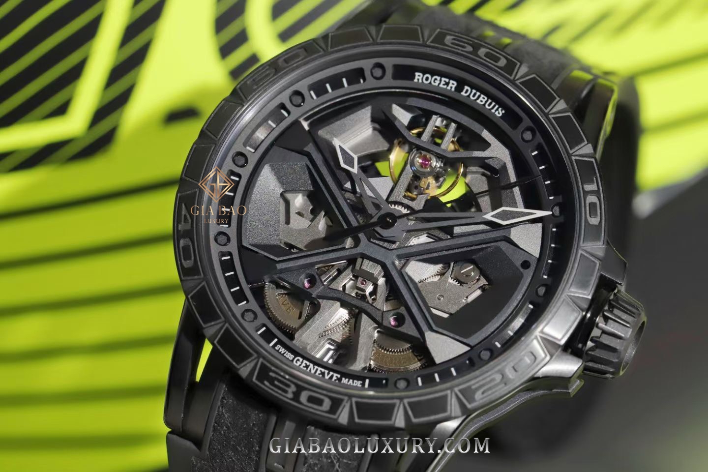 Đồng Hồ Roger Dubuis Excalibur RDDBEX0829