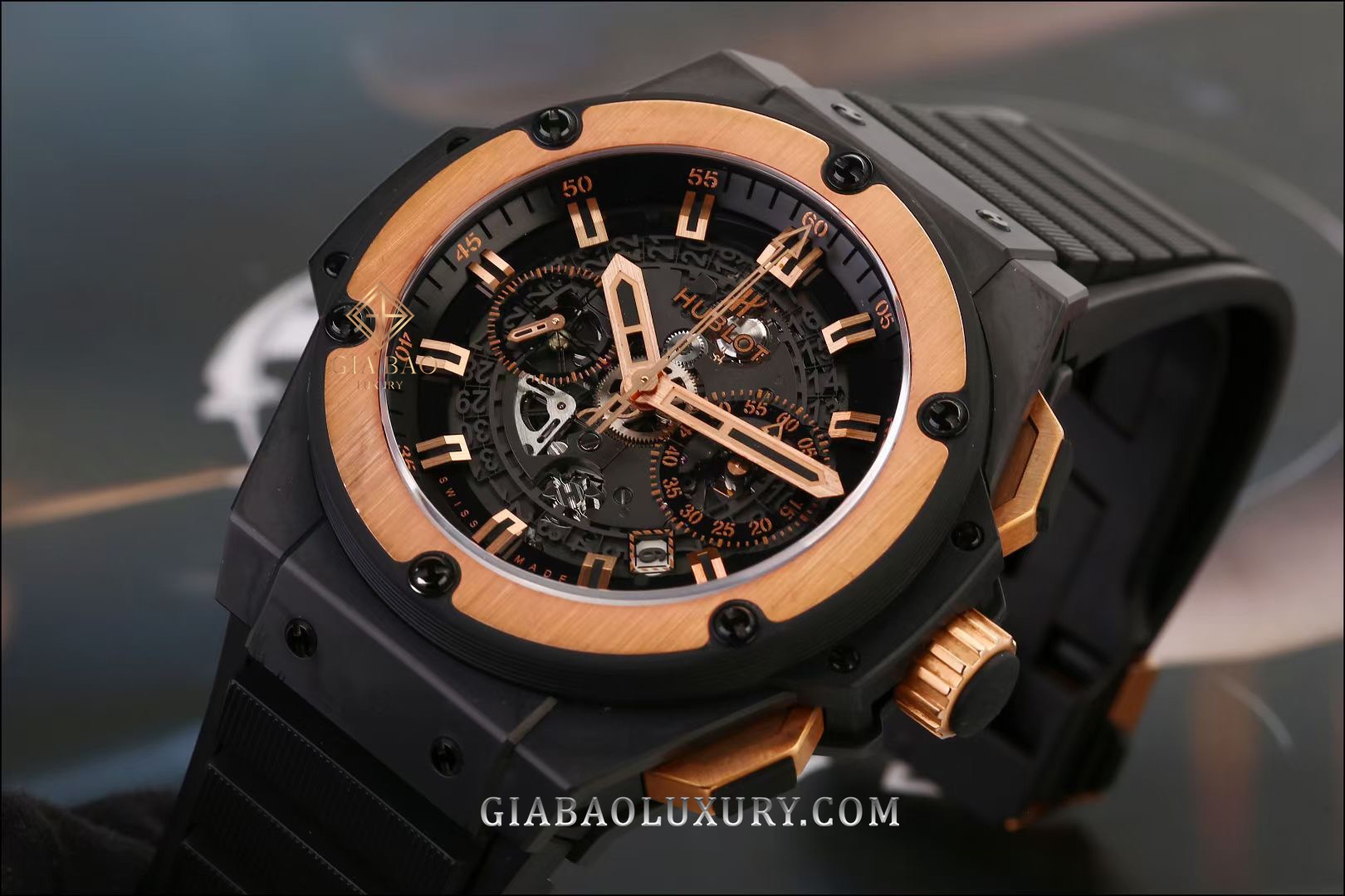 Đồng Hồ Hublot Big Bang King Power 701.CO.0180.RX