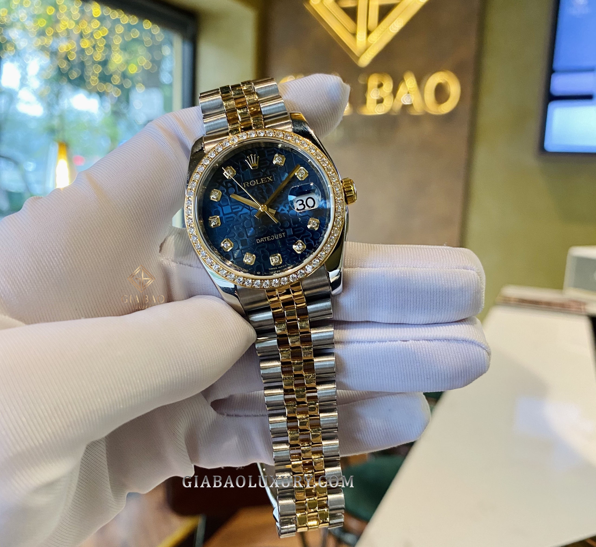 Đồng Hồ Rolex Datejust 36 116243 Mặt Số Vi Tính Xanh