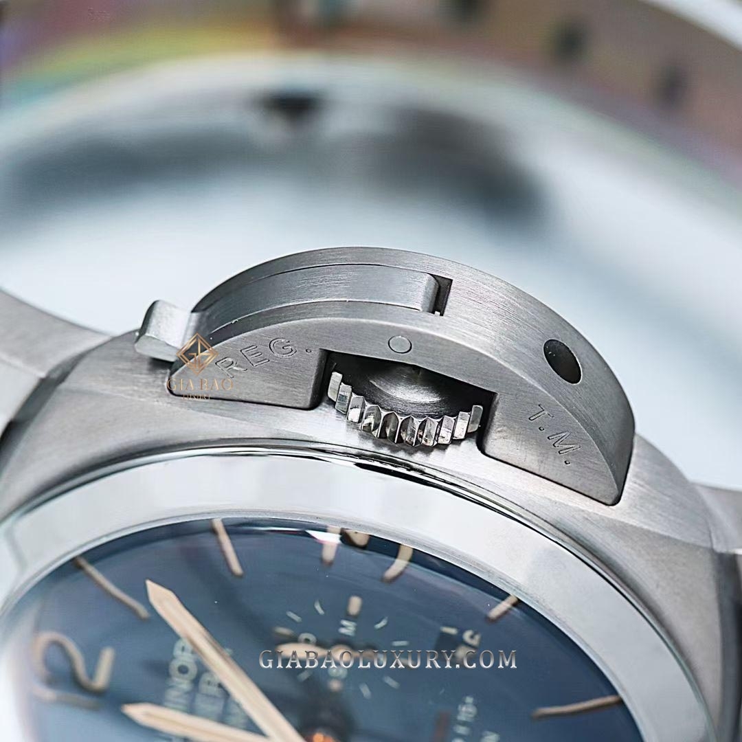 Đồng Hồ Panerai Luminor GMT PAM00670