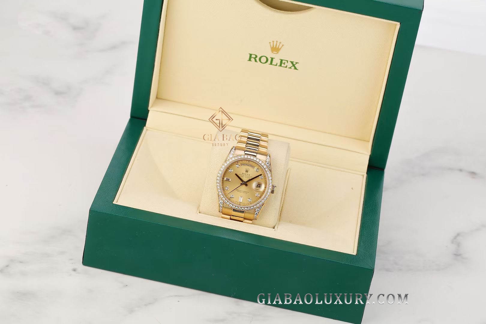 Đồng Hồ Rolex Day-Date 36 118338 Mặt Số Vàng Champagne Cọc Số Kim Cương