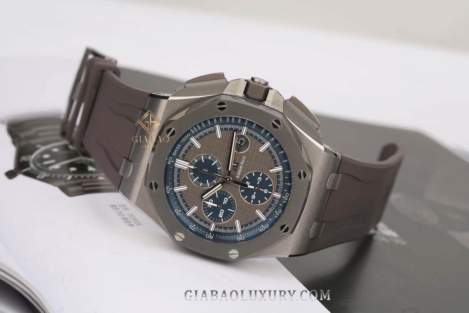 Đồng Hồ Audemars Piguet Royal Oak Offshore 26400IO.OO.A004CA.02