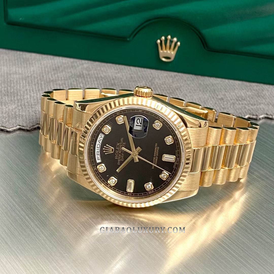 Đồng Hồ Rolex Day Date 36 118238 Mặt Số Đen Nạm Kim Cương