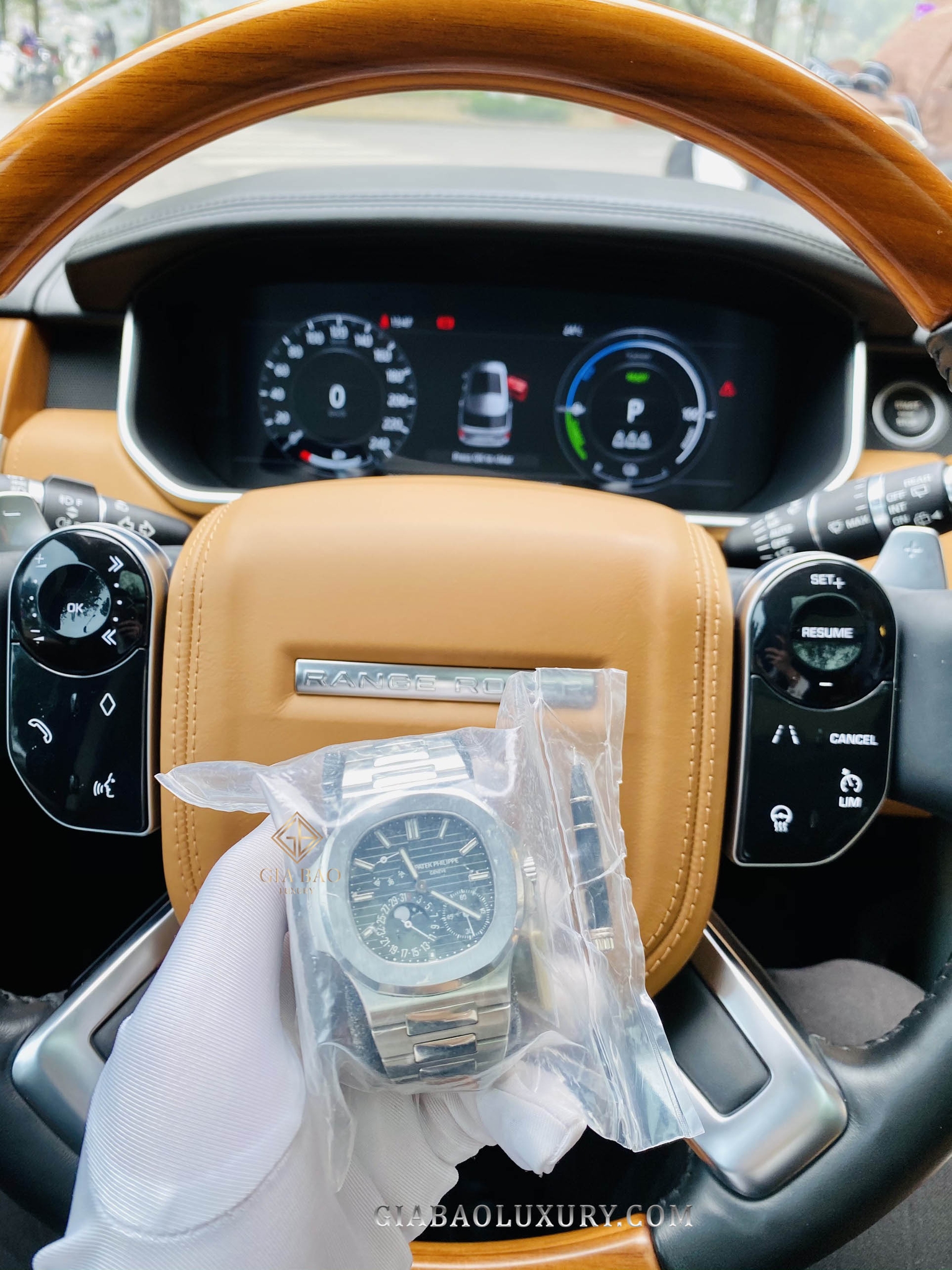 Đồng Hồ Patek Philippe Nautilus 5712/1A-001