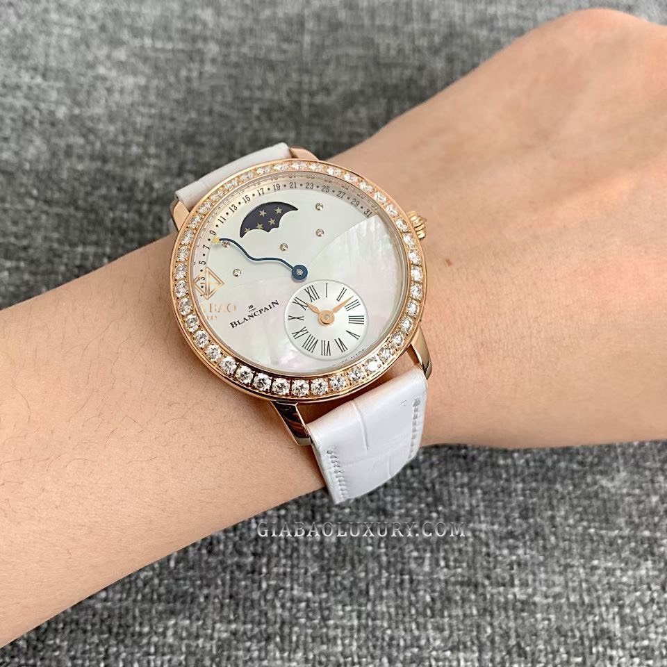Đồng Hồ Blancpain Ladies Retrograde Calendar Moonphase 3653-2954-58B