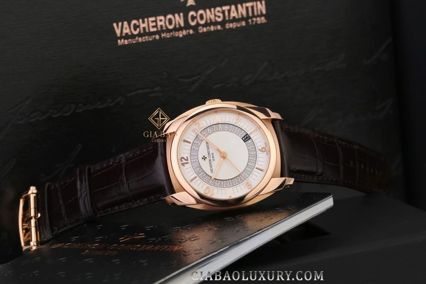 Đồng Hồ Vacheron Constantin Quai de l'Ile Date 86050/000R-I0P29