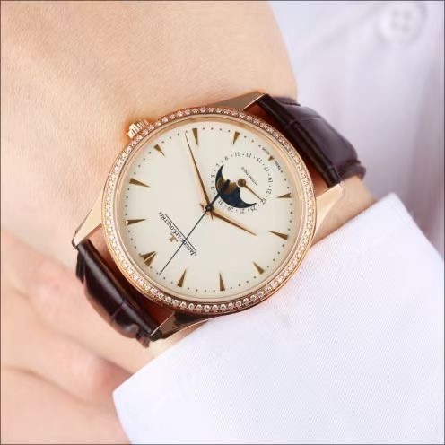ng H Jaeger LeCoultre Master Ultra Thin Moon 39mm Q1362501