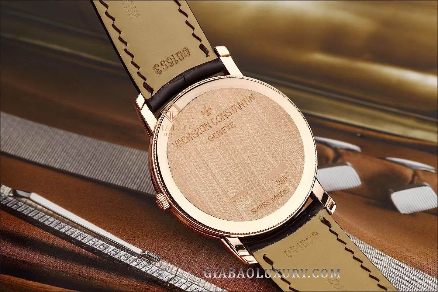 Đồng Hồ Vacheron Constantin Traditionnelle 81578/000R-9354