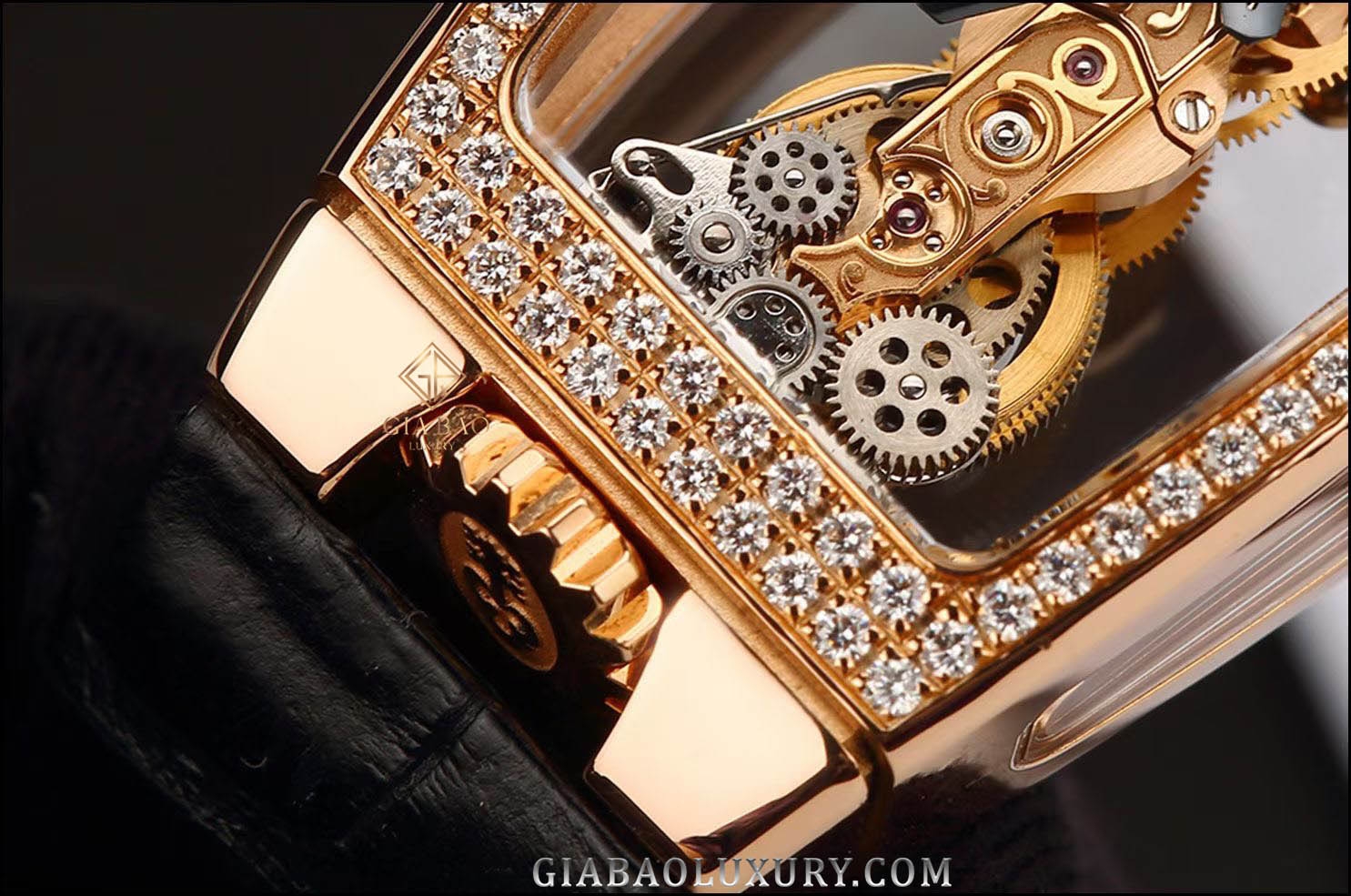 Đồng Hồ Corum Miss Golden Bridge B113/00824 - 113.102.85/0001 0000