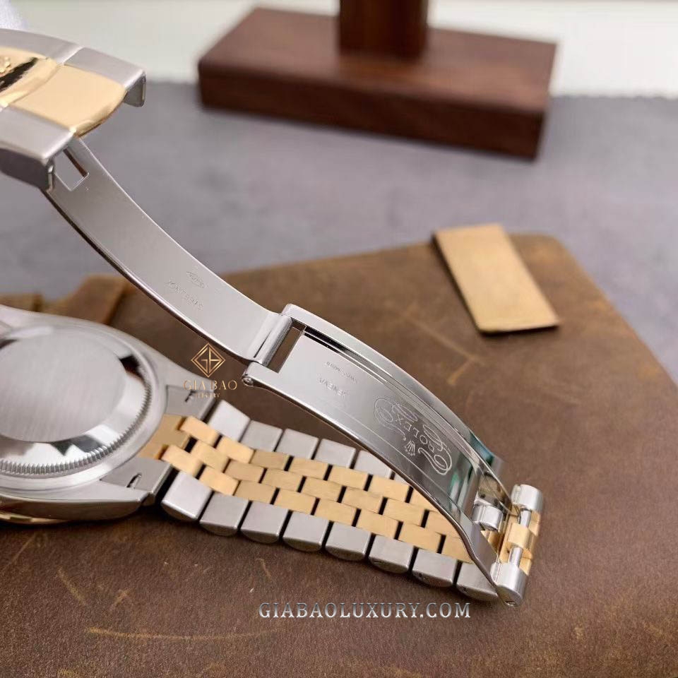 Đồng Hồ Rolex Datejust 36 126283RBR Mặt Số Đen Nạm Kim Cương