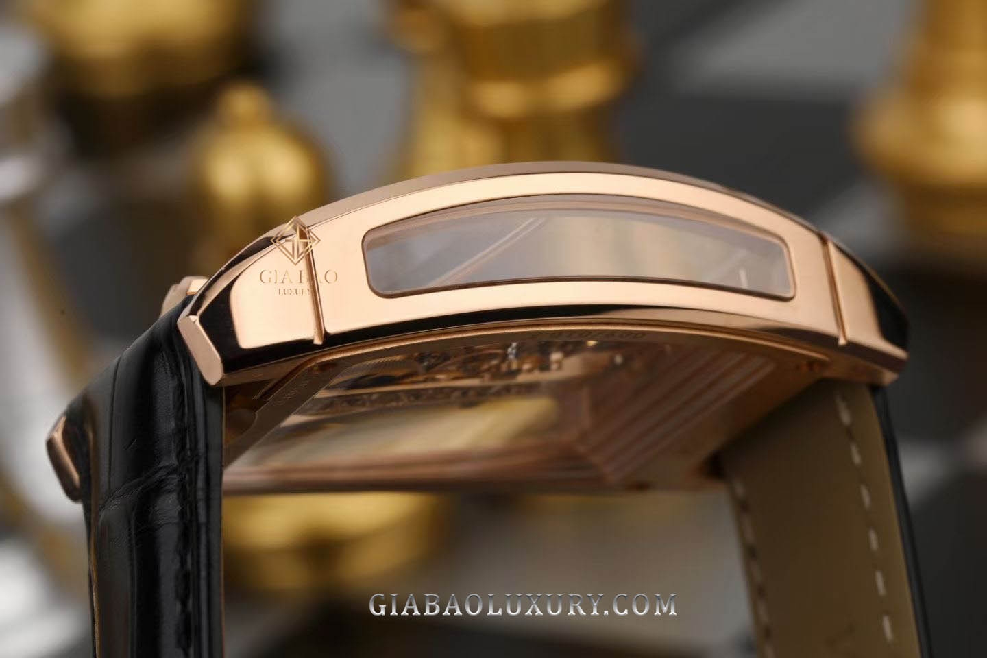 Đồng Hồ Corum Golden Bridge 113.160.55/0002 0000