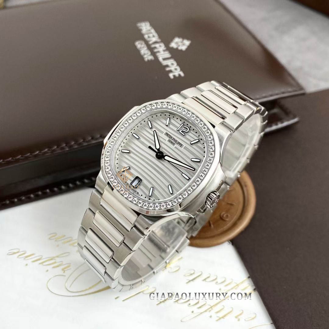 Đồng Hồ Patek Philippe Nautilus 7118/1200A-010