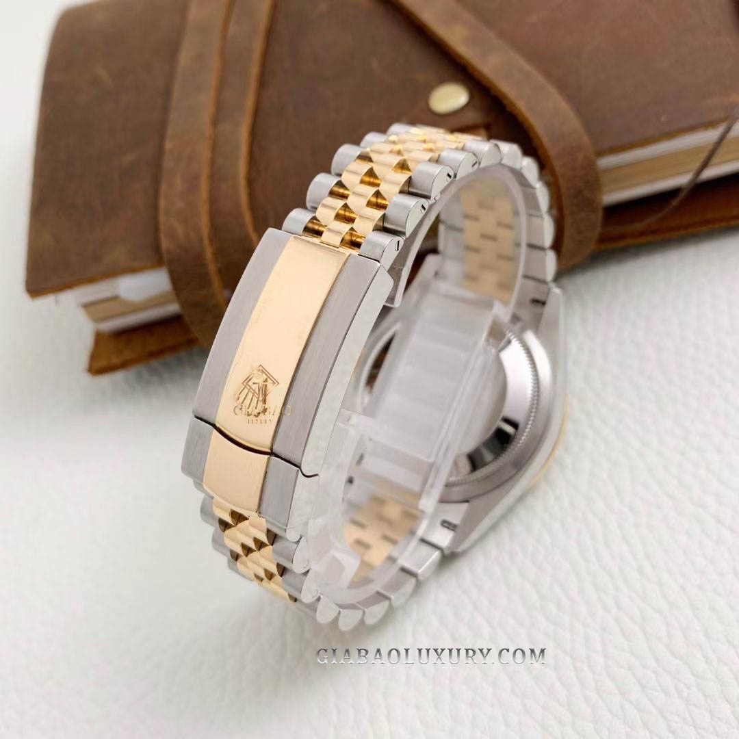 Đồng Hồ Rolex Datejust 36 126283RBR Mặt Số Vỏ Trai Trắng