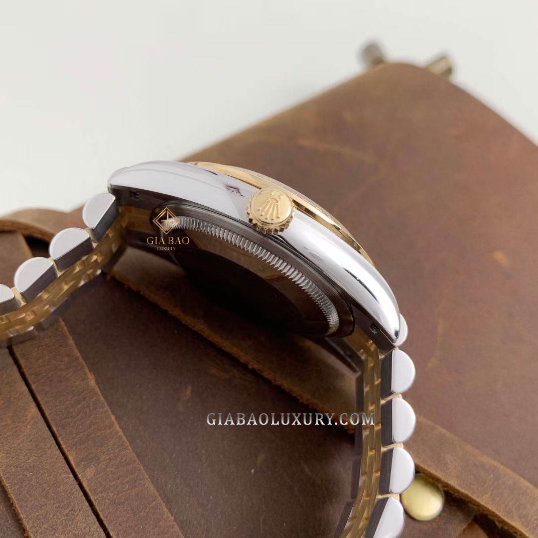 Đồng Hồ Rolex Datejust 36 126283RBR Mặt Số Vỏ Trai Trắng