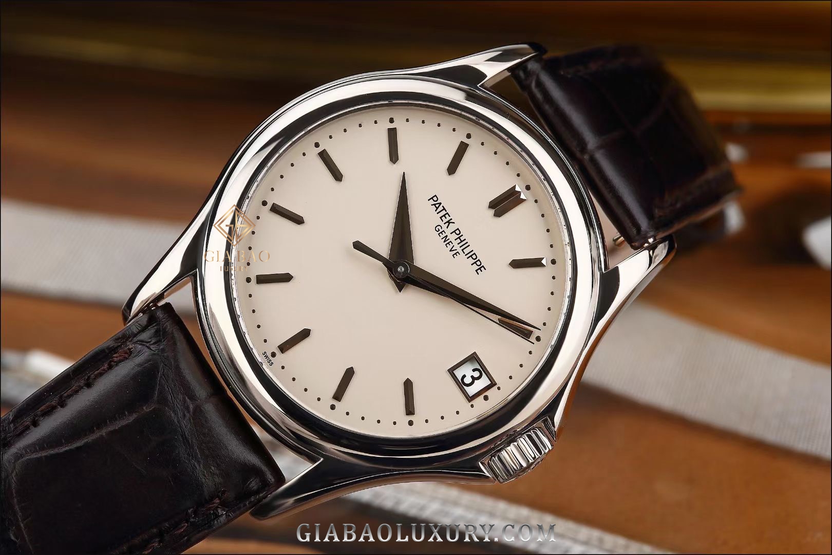 Đồng Hồ Patek Philippe Calatrava 5127G-001