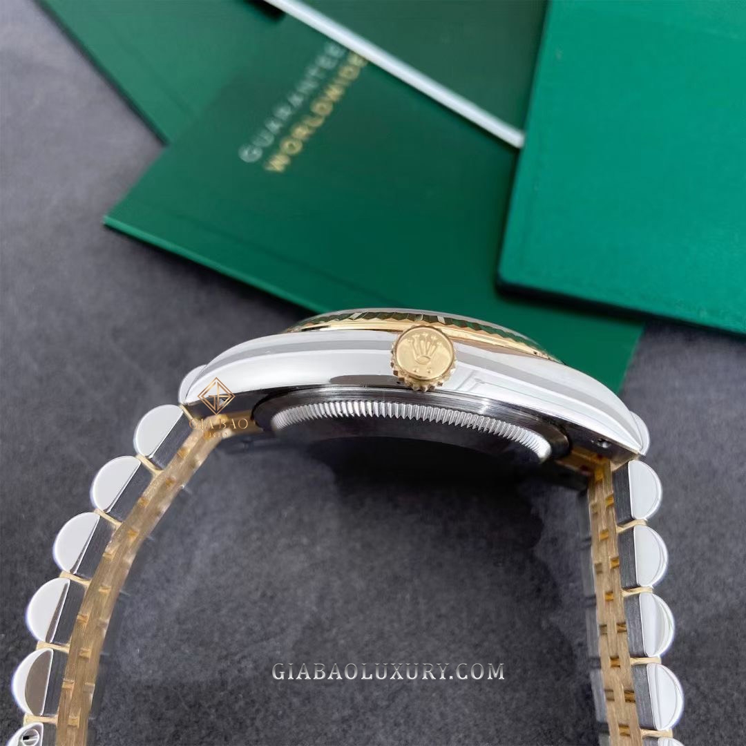 Đồng Hồ Rolex Datejust 36 126233 Mặt Số Xanh Oliu Cọc Số La Mã Nạm Kim Cương