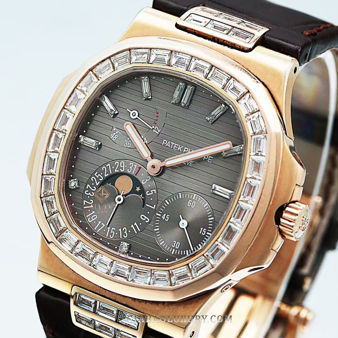 Đồng Hồ Patek Philippe Nautilus 5724R-001