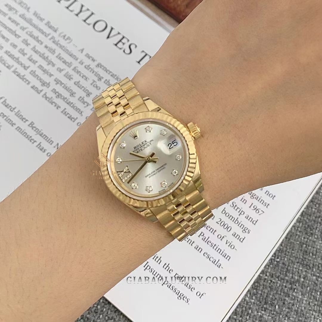 Đồng Hồ Rolex Lady-Datejust 279178 Mặt Số Bạc Cọc Số Sao La Mã Dây Đeo Jubilee