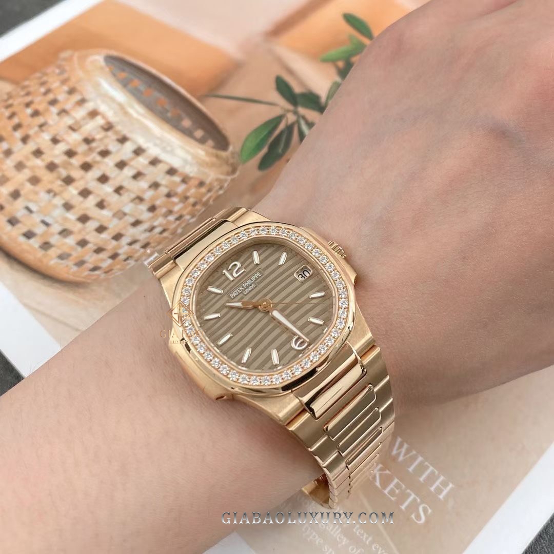 Đồng Hồ Patek Philippe Nautilus 7010/1R-012