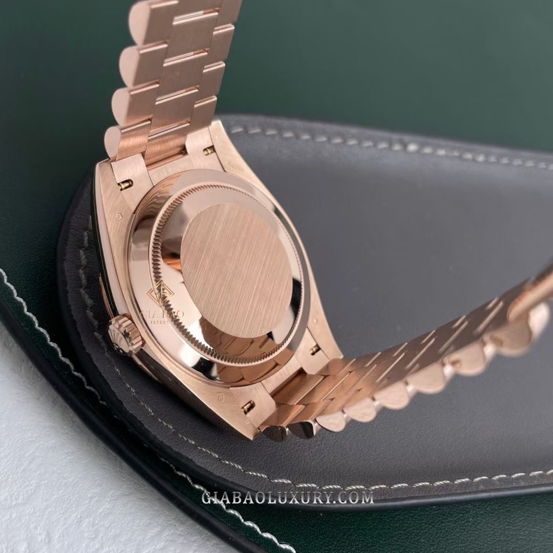 Đồng Hồ Rolex Day-Date 40 228345RBR Mặt Số Xanh Olive