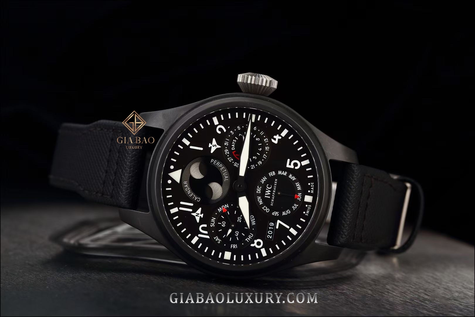 Đồng Hồ IWC Big Pilot’s Perpetual Calendar IW502902