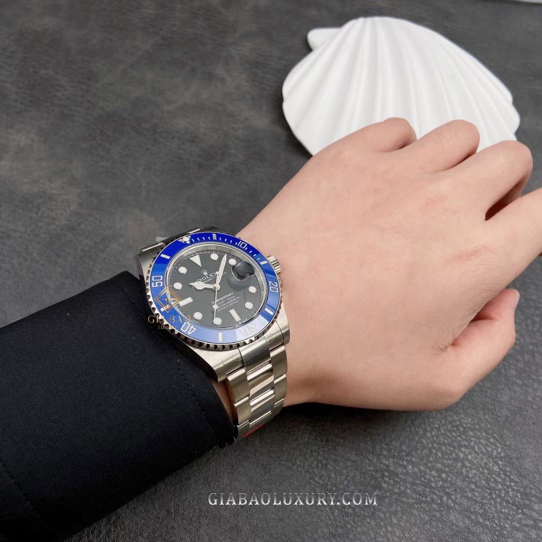 Đồng Hồ Rolex Submariner 126619LB Mặt Số Đen