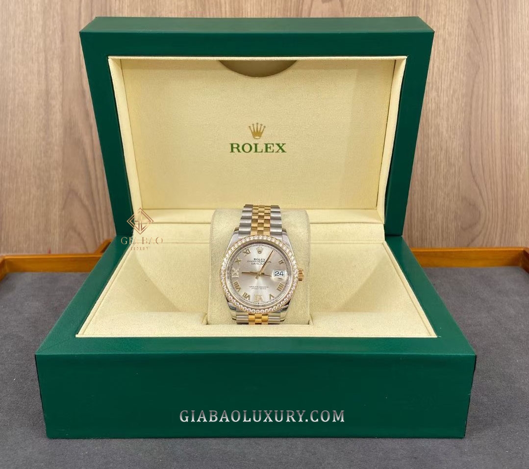 Đồng Hồ Rolex Datejust 36 126283RBR Mặt Số Bạc Cọc Số La Mã Nạm Kim Cương