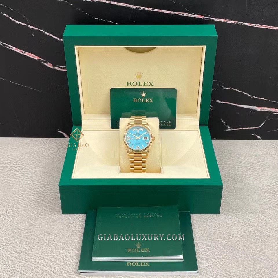 Đồng Hồ Rolex Day-Date 36 128238 Mặt Số Đá Ngọc Lam Cọc Số La Mã Nạm Kim Cương