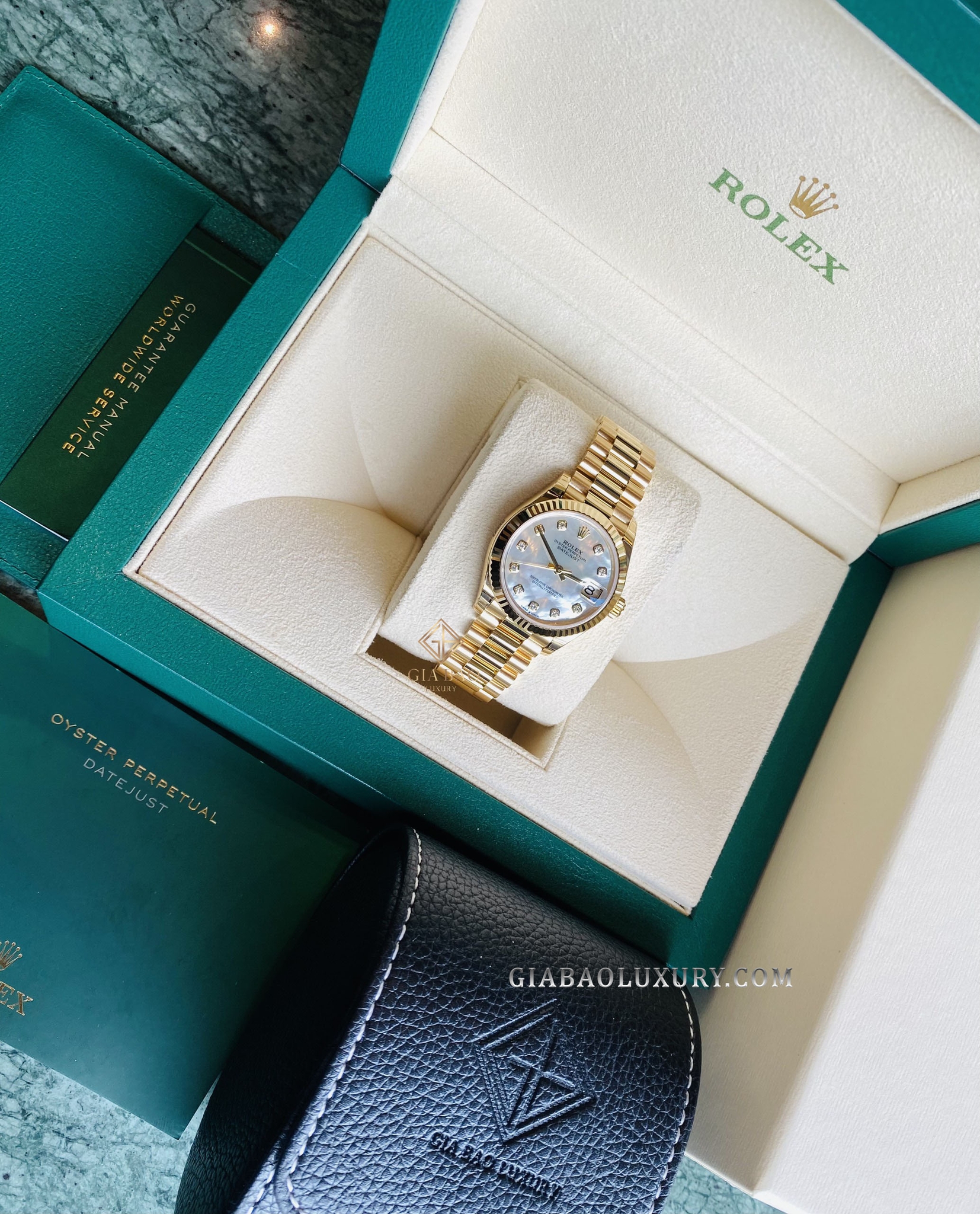 Đồng Hồ Rolex Lady Datejust 278278 Mặt Số Vỏ Trai Trắng