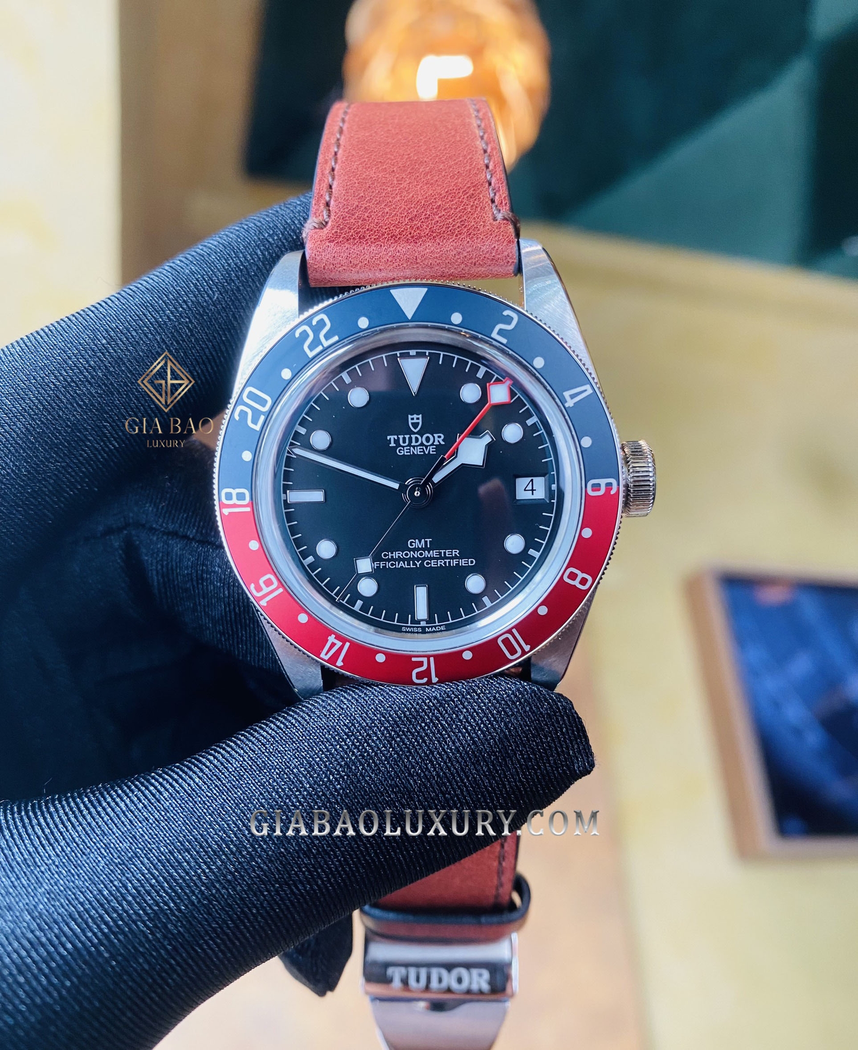 Đồng Hồ Tudor Black Bay GMT 79830RB-0002