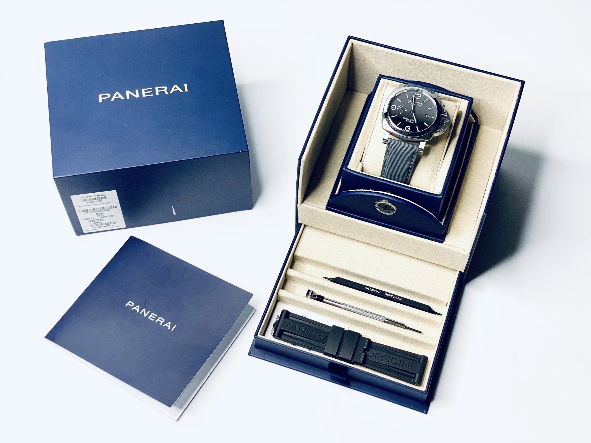 Đồng Hồ Panerai Luminor Marina eSteel 44mm PAM01358