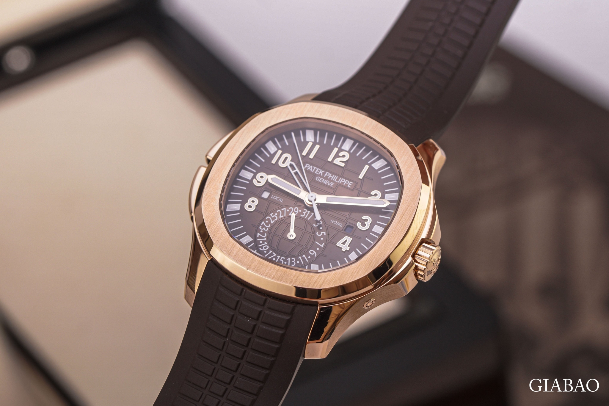 Đồng hồ Patek Philippe Aquanaut 5164R-001