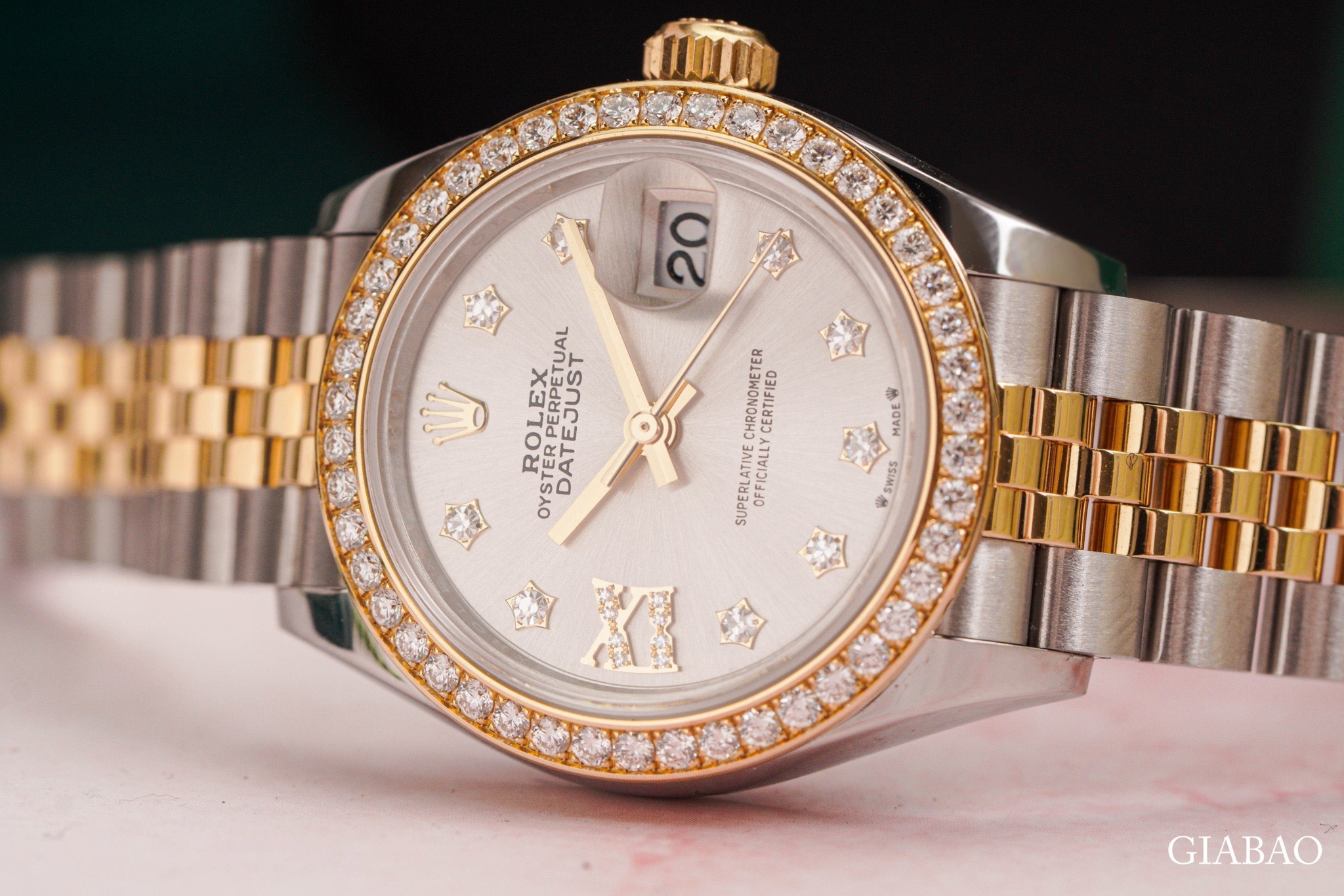 Đồng Hồ Rolex Lady-Datejust 28 279383RBR Mặt Số Bạc Cọc Số Sao