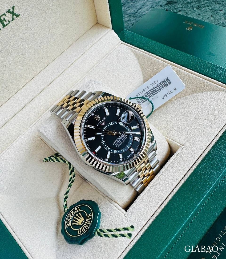 Đồng Hồ Rolex Sky Dweller 336933 Mặt Số Đen