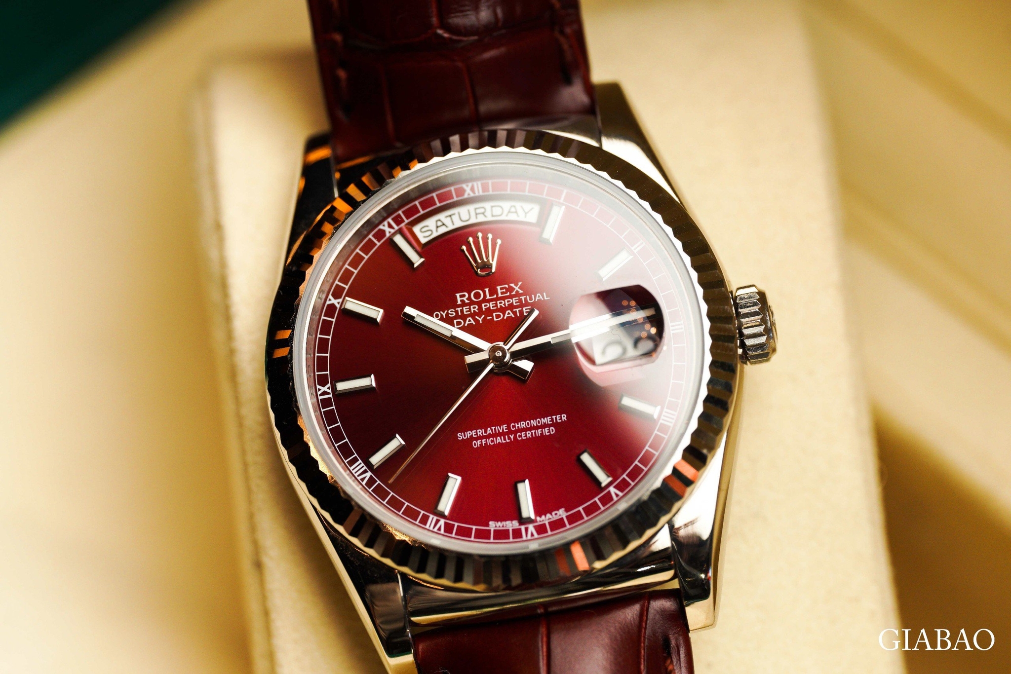 Đồng Hồ Rolex Day-Date 36 118139 Mặt Số Cherry