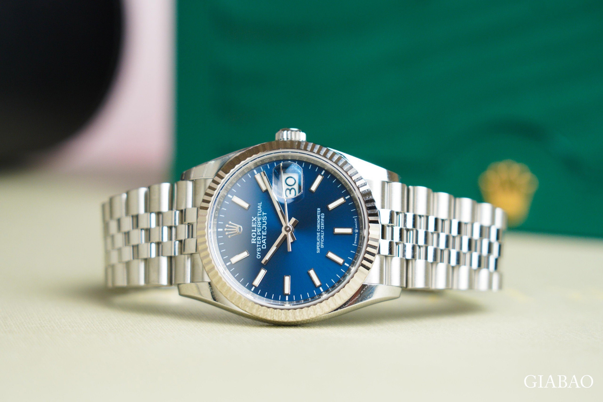 Đồng Hồ Rolex Datejust 36 126234 Mặt Số Xanh Cọc Số Dạ Quang