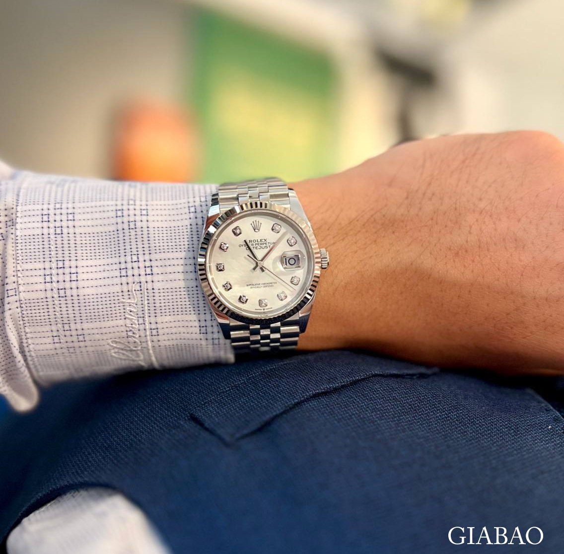 Đồng Hồ Rolex Datejust 36 126234 Mặt Số Vỏ Trai Trắng 