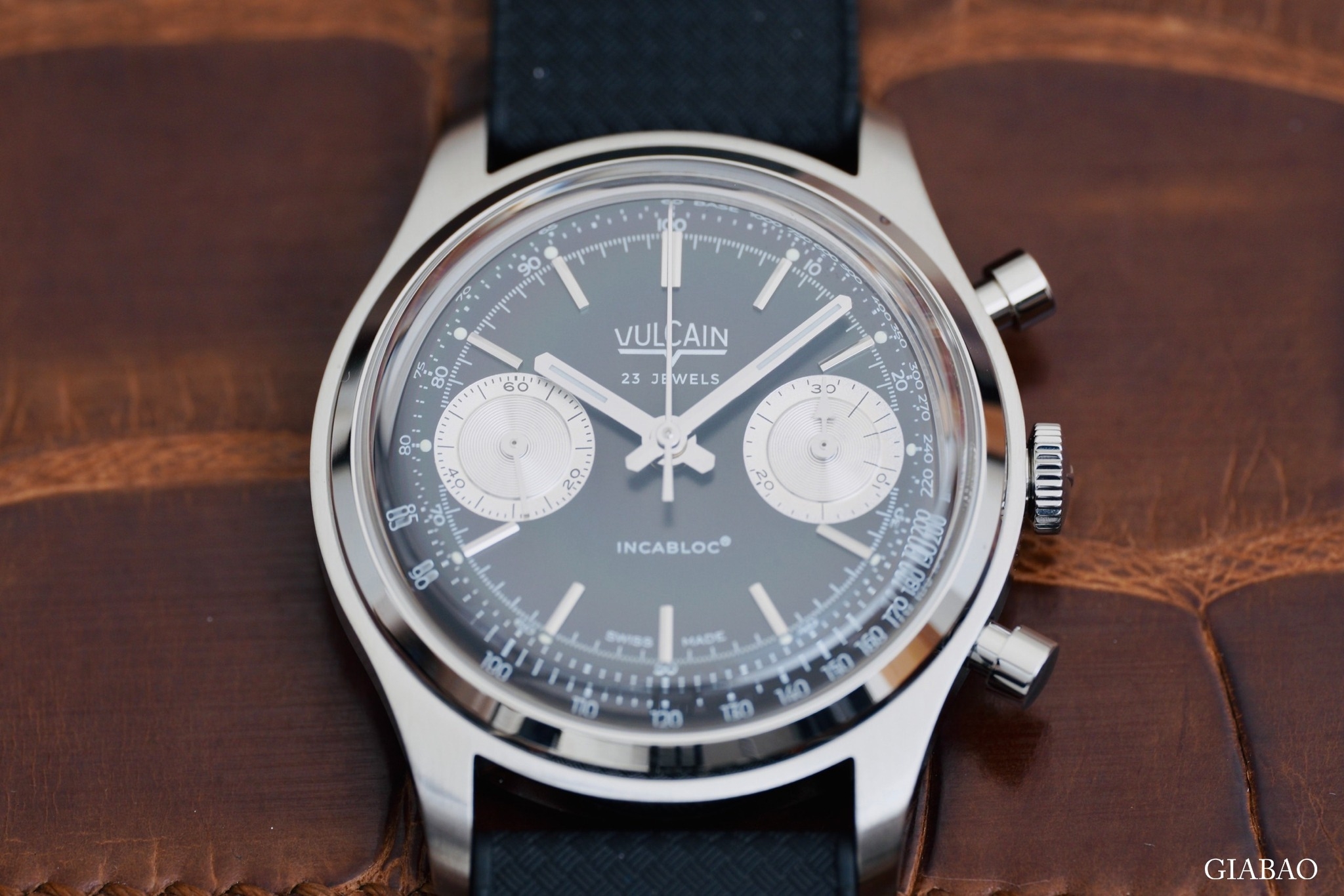 Đồng Hồ Vulcain Chronograph 1970's Black