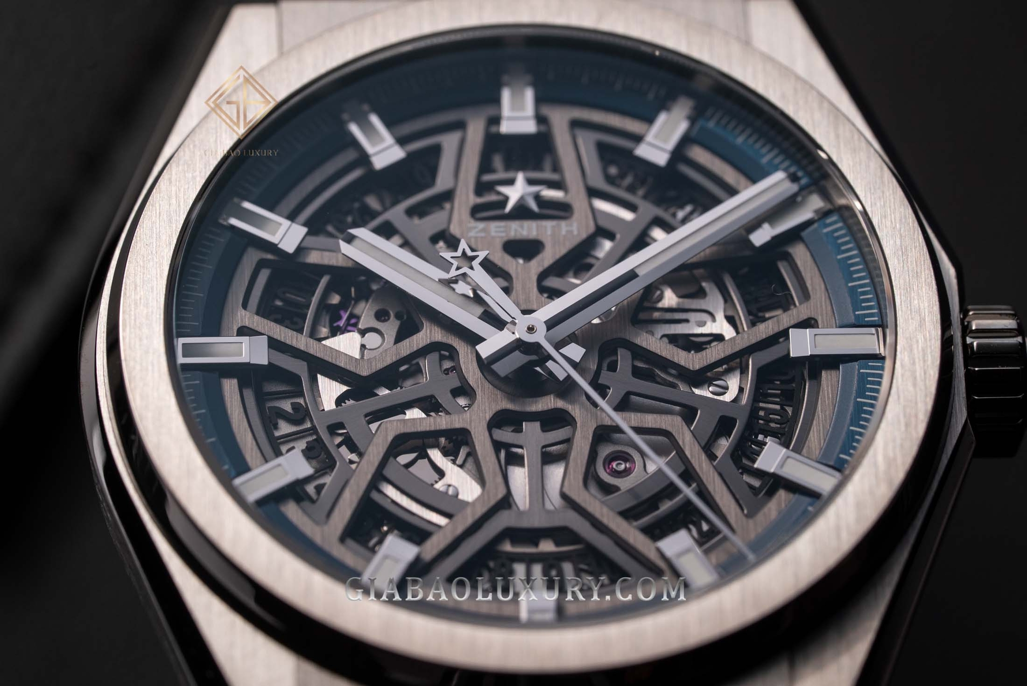 Zenith Defy - Kẻ dẫn đường cho Royal Oak?