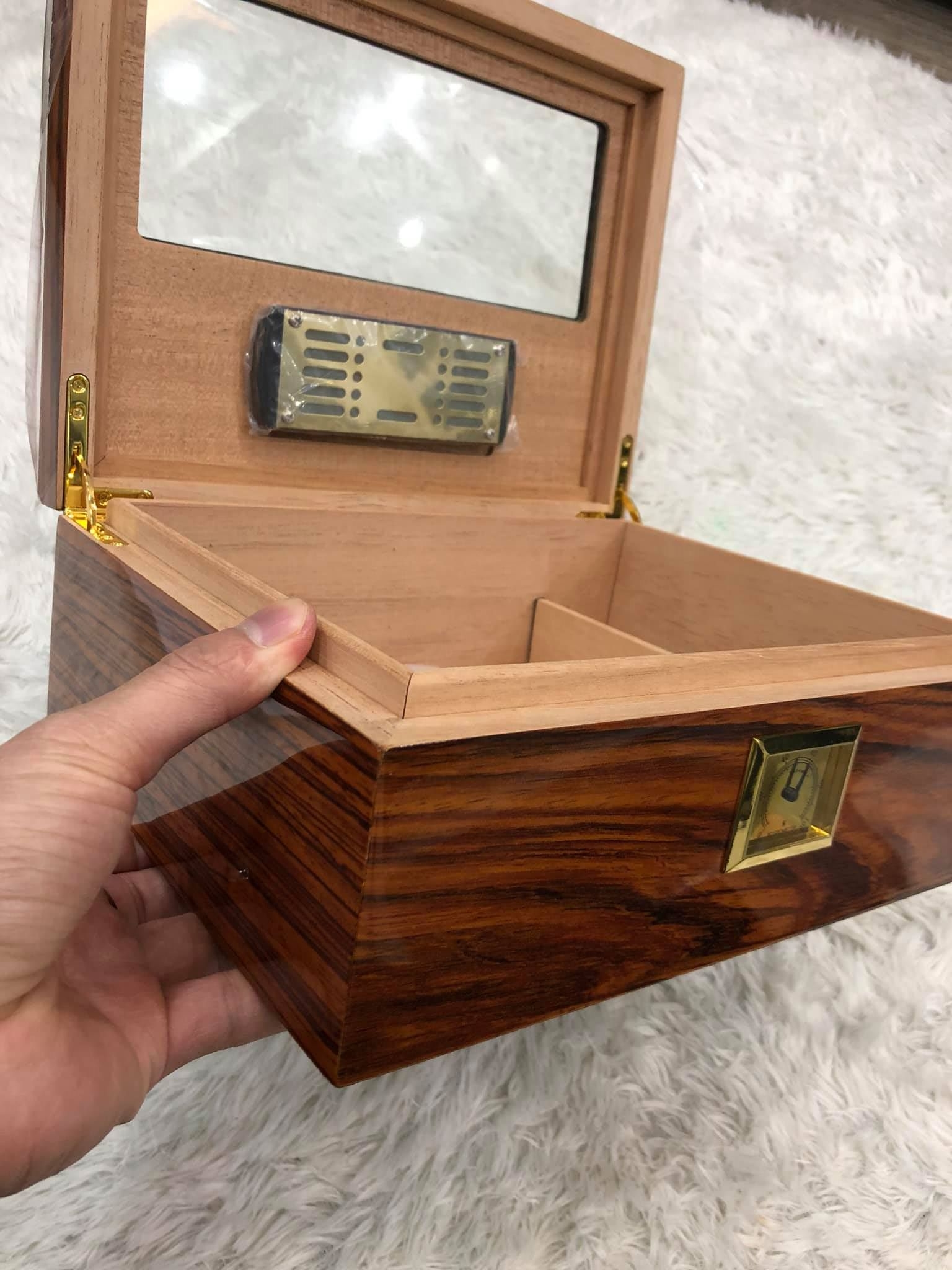 Hộp bảo quản Cigar