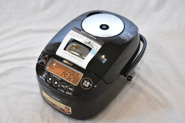 Nồi cơm điện cao tần áp suất Zojirushi NP- BI18KS